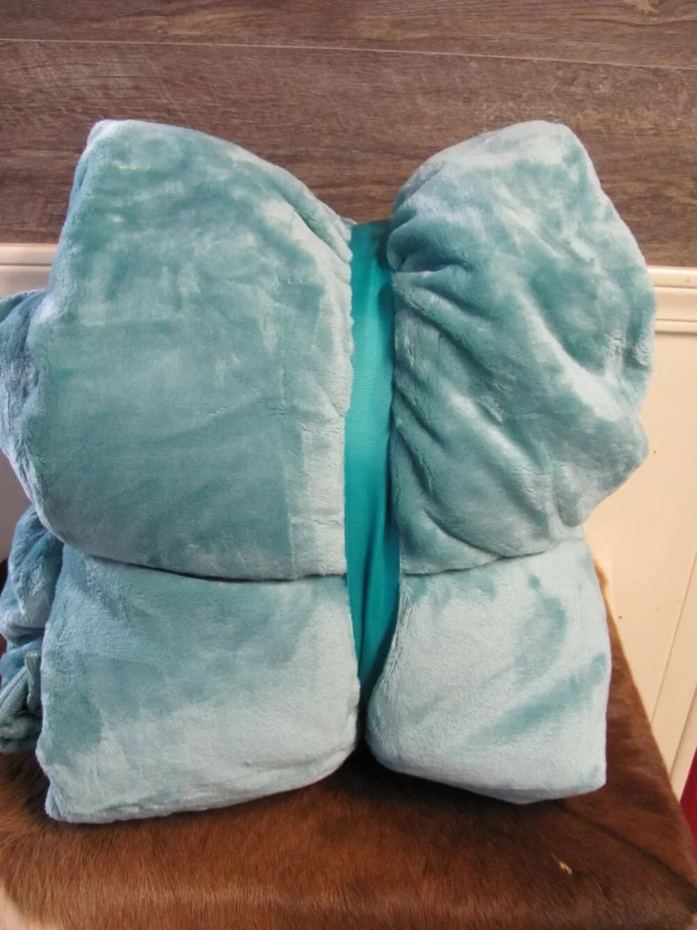 MONTANA LINEN FLANNEL/VELOUR BLANKET/THROW NWT